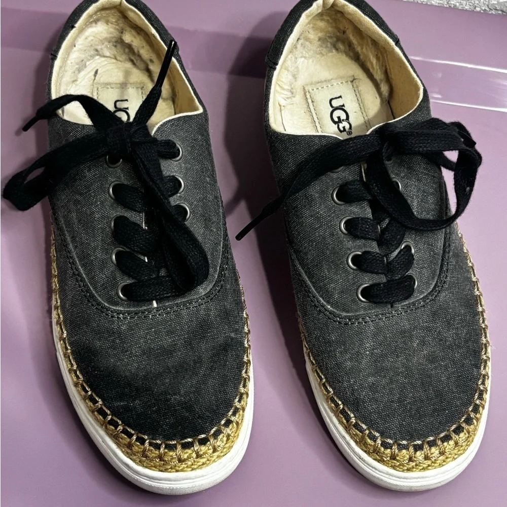 UGG Gray and Tan Flats